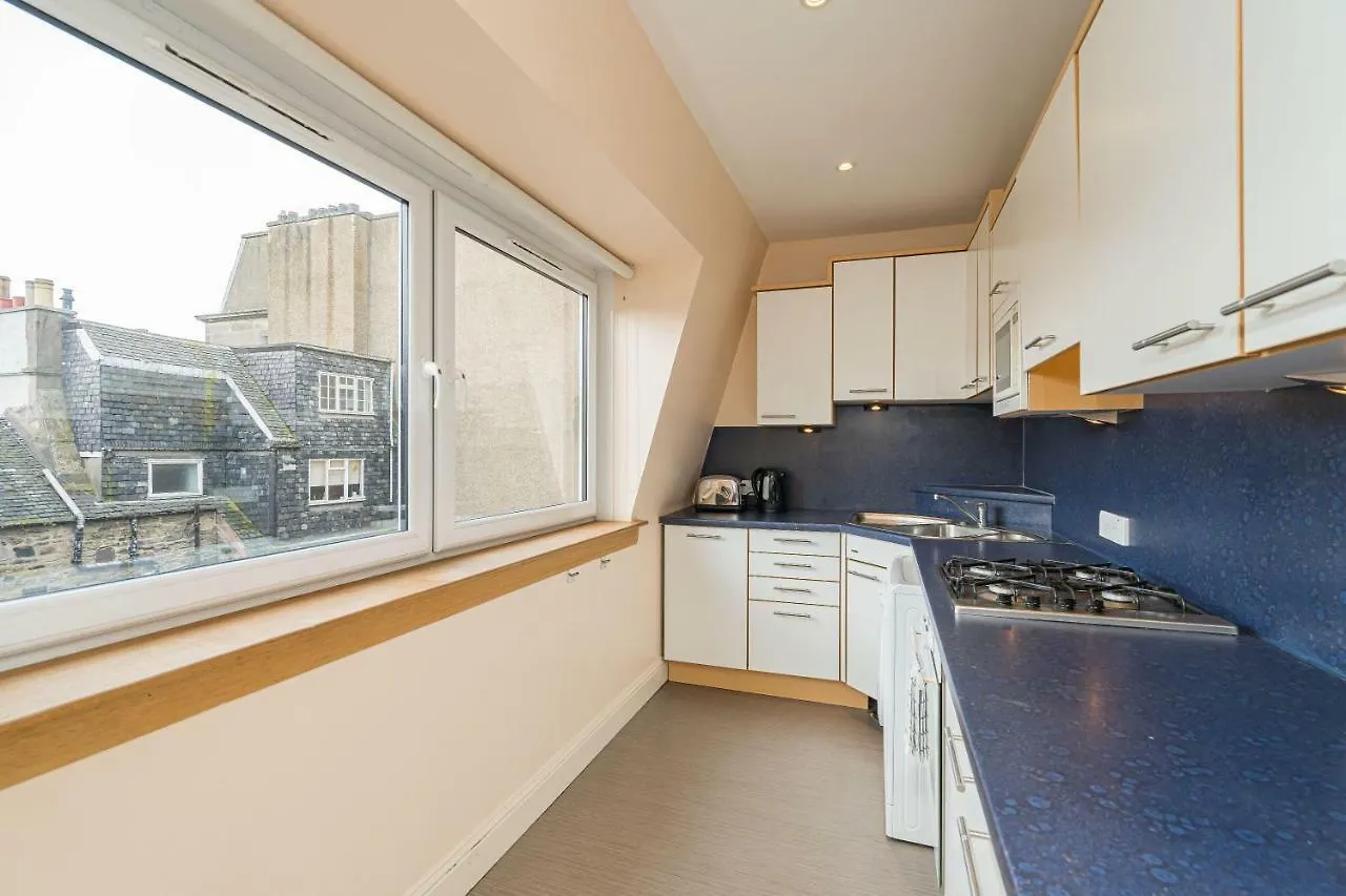 2 Bedroom Central Apartment With Stunning Castle View Эдинбург Великобритания